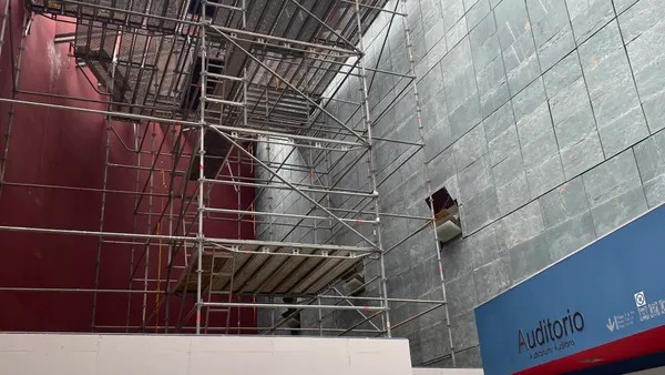 400 m² de lámina de seguridad: protección para grandes espacios